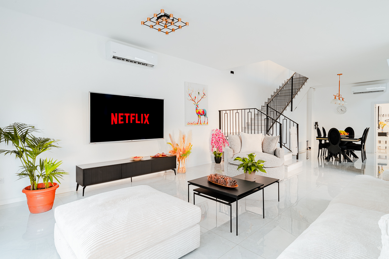 ecc50fb2-7a80-4093-8348-aba27845e1a6-2